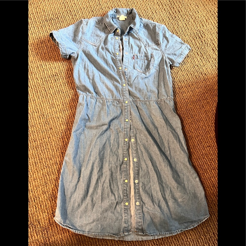 Excellent condition Levi’s denim dress